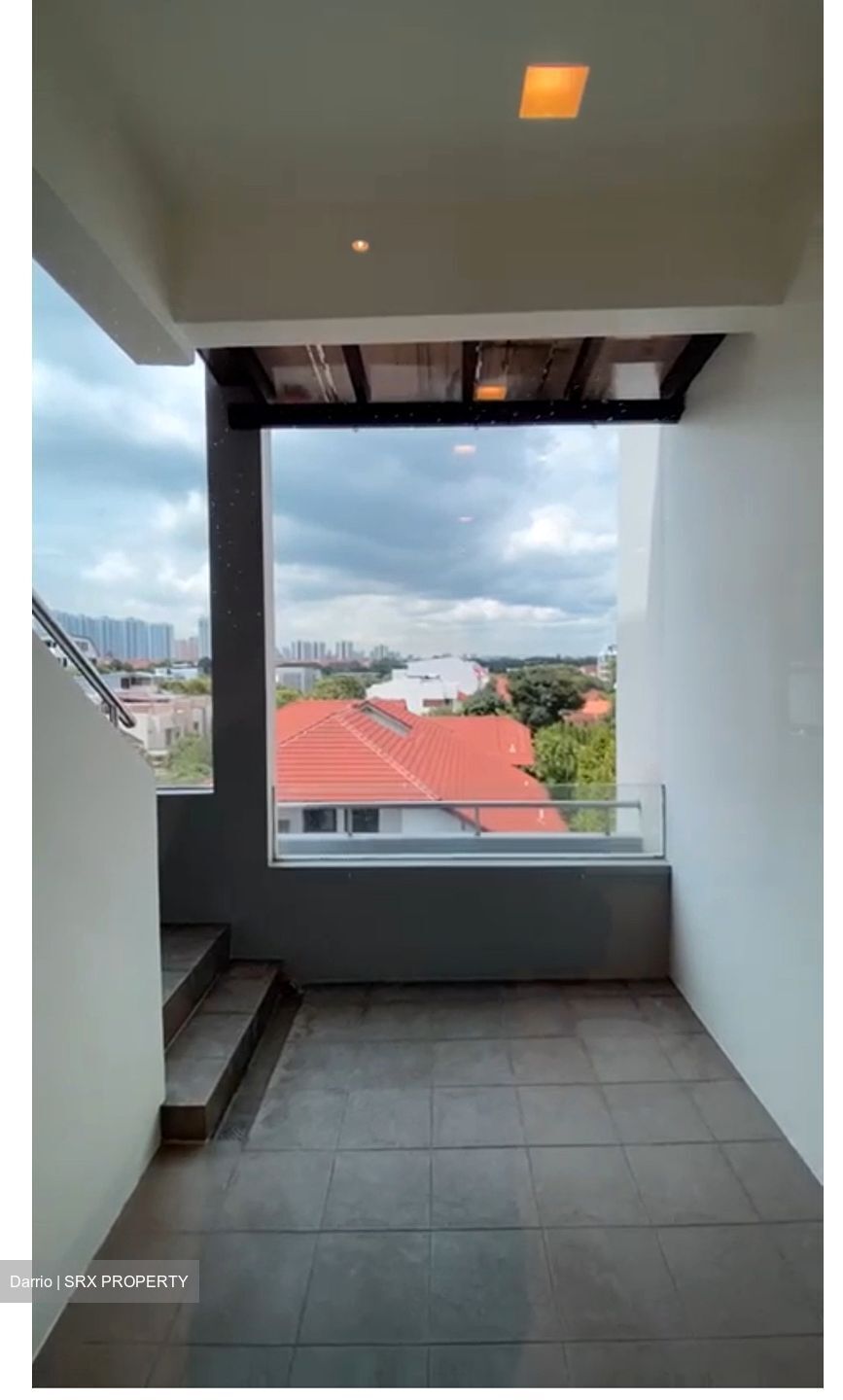 East Signature (D15), Apartment #515851831
